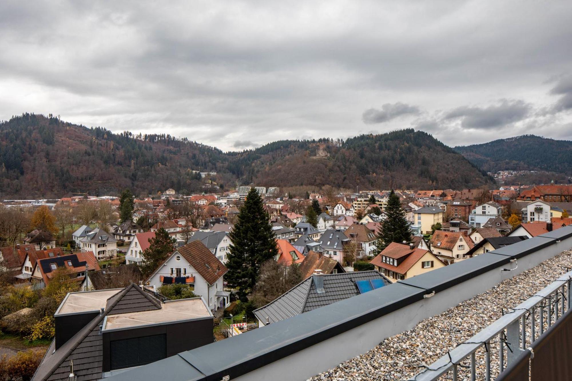 Felsenkeller Appartements Waldkirch Buitenkant foto